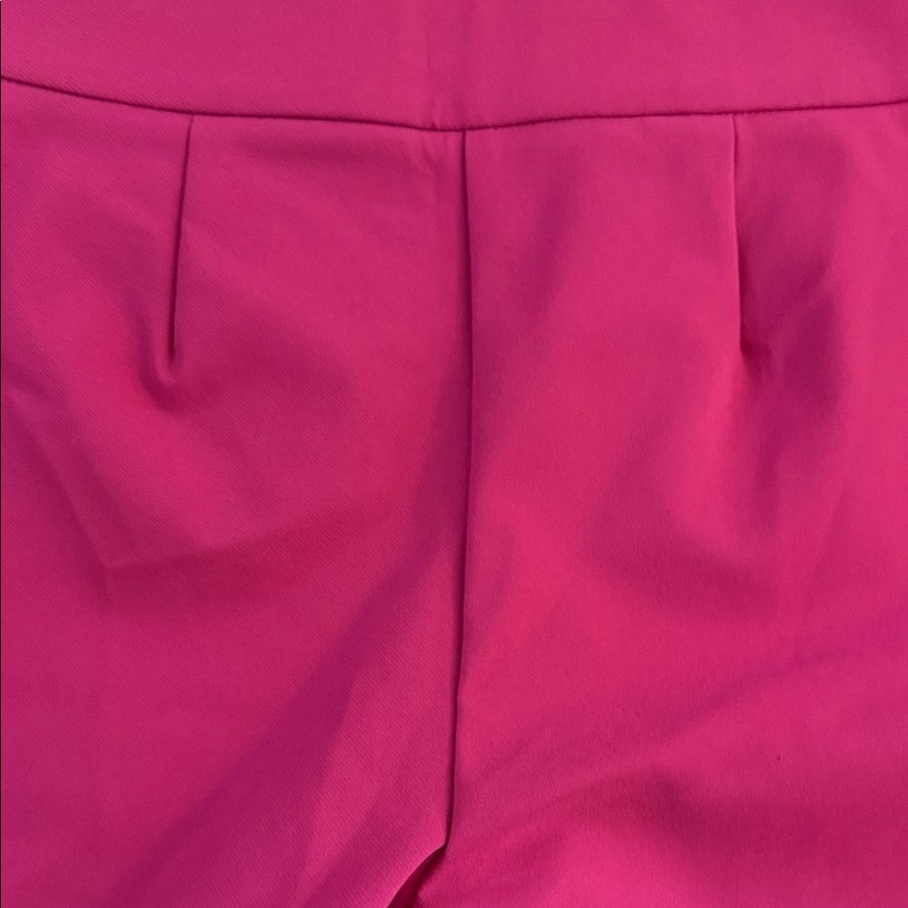 Rachel Zoe Fuchsia Tailored Short – Size 2 - Picture 7 of 7